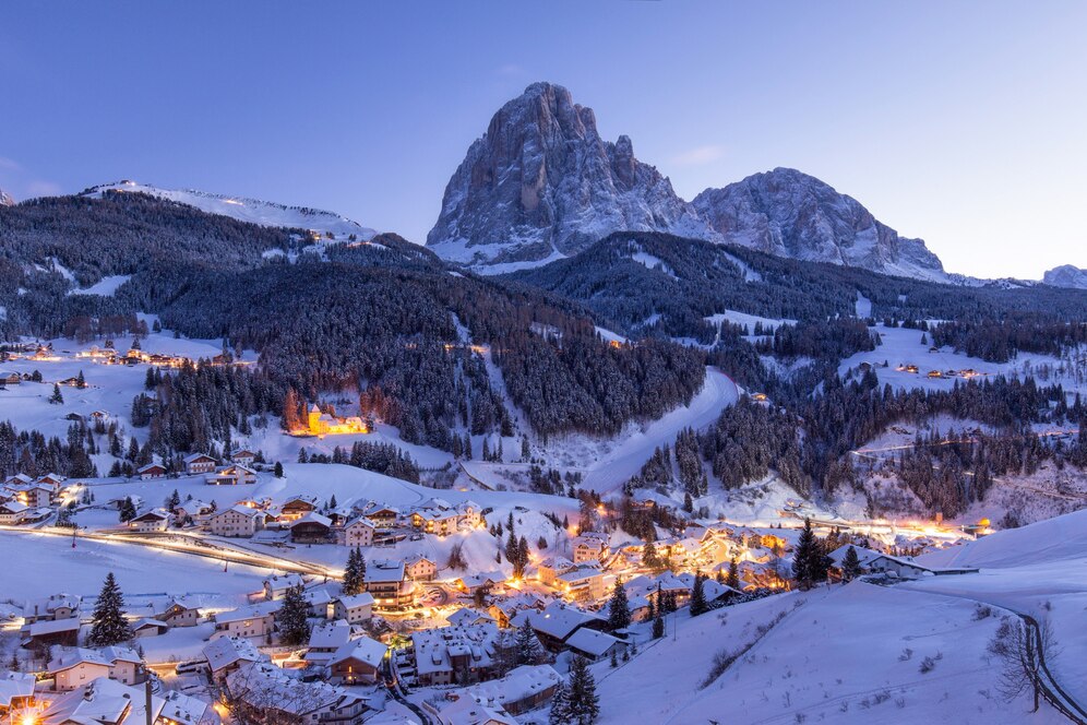 beautiful village snow covered mountain_181624 4248